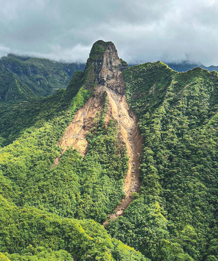Impressionnant éboulement à la Maroto Impressionnant éboulement à la Maroto