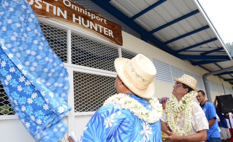 l’inauguration de la salle omnisports Austin Hunter, située à Tevaitoa. l’inauguration de la salle omnisports Austin Hunter, située à Tevaitoa.