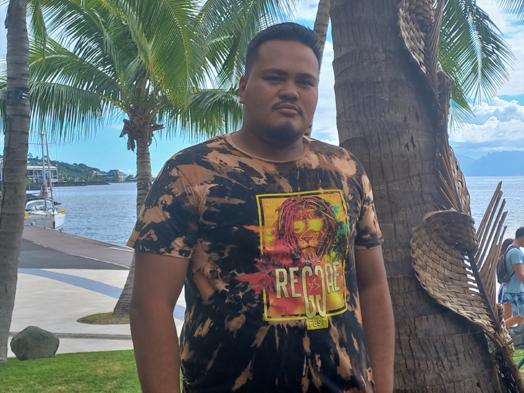 François Taata. François Taata.