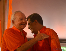 Gaston Flosse et Edouard Fritch en 2013 pendant la campagne pour les dernières élections territoriales.