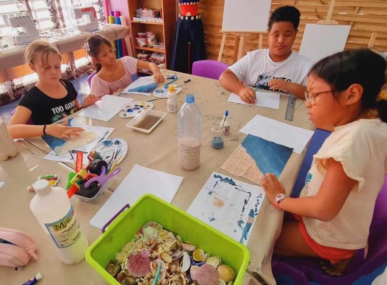 Rāve’a, un atelier touche-à-tout Rāve’a, un atelier touche-à-tout