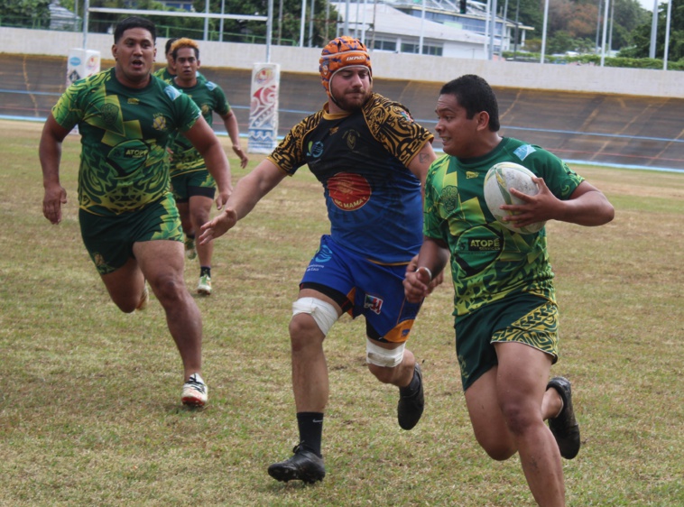 Faa’a Aro a bien démarré le Challenge à X à l’image de Hitiarii Maueau qui réussit son débordement. Faa’a Aro a bien démarré le Challenge à X à l’image de Hitiarii Maueau qui réussit son débordement.