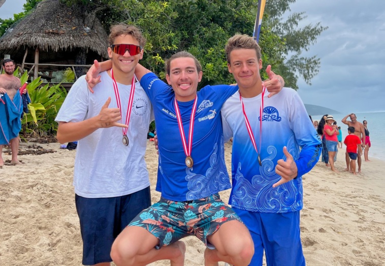 Enzo Costa-Lacombe, Naël Roux et Enzo Kernivinen (de G. à D.) représenteront Tahiti en eau libre aux Jeux du Pacifique.