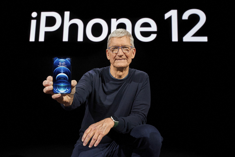 L'iPhone 12 retiré temporairement du marché français en raison d'ondes trop puissantes