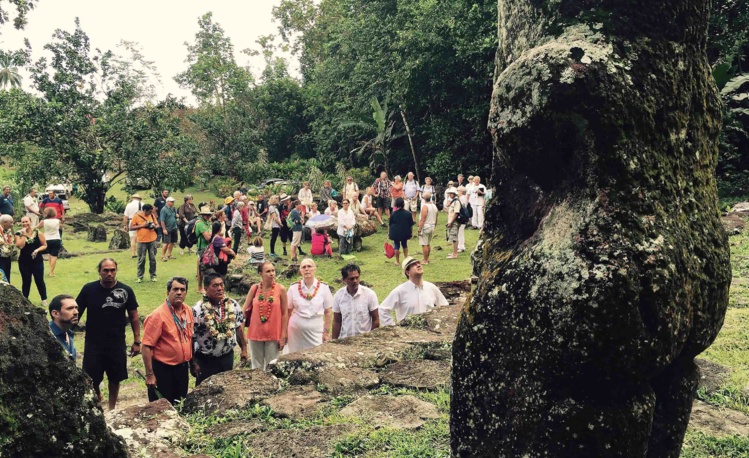 Site de Puamau pour le festival des Marquises Site de Puamau pour le festival des Marquises