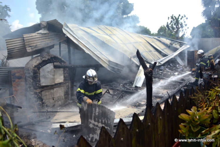 Mahina : Il poignarde sa compagne, brûle sa maison et se pend Mahina : Il poignarde sa compagne, brûle sa maison et se pend