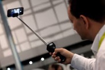 Les "bras pour selfie" désormais bannis des musées nationaux de Washington Les "bras pour selfie" désormais bannis des musées nationaux de Washington