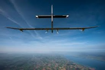 Décollage pour l'Histoire: l'avion solaire Impulse 2 prêt à débuter son tour du monde
