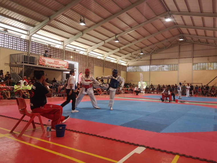 130 athlètes de 15 clubs étaient présents pour le taekwondo. 130 athlètes de 15 clubs étaient présents pour le taekwondo.
