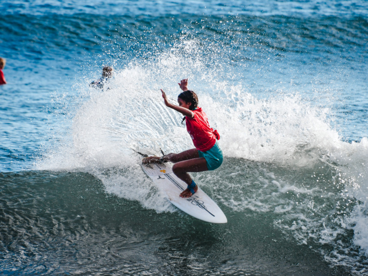 Vainqueur chez les juniors, Kiara Goold continue de donner le ton chez les ondines. Vainqueur chez les juniors, Kiara Goold continue de donner le ton chez les ondines.