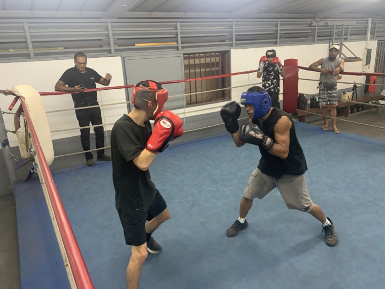 S'ils ne sont pas encore sûrs de partir pour les îles Salomon, les boxeurs de la PBA peaufinent leur préparation pour les Jeux. S'ils ne sont pas encore sûrs de partir pour les îles Salomon, les boxeurs de la PBA peaufinent leur préparation pour les Jeux.