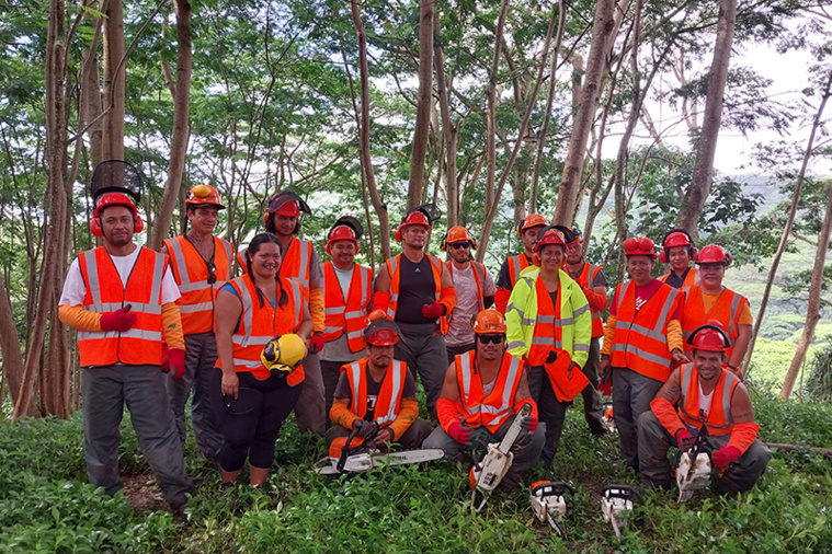 Nuku Hiva forme ses futurs agriculteurs et tronçonneurs Nuku Hiva forme ses futurs agriculteurs et tronçonneurs