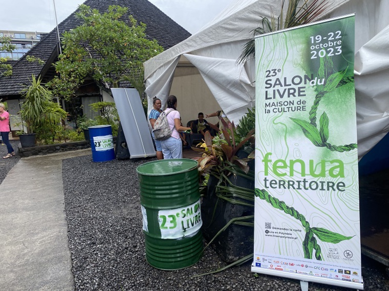 La 23ème édition du Salon du livre s'est ouverte ce jeudi. Crédit photo : Thibault Segalard. La 23ème édition du Salon du livre s'est ouverte ce jeudi. Crédit photo : Thibault Segalard.