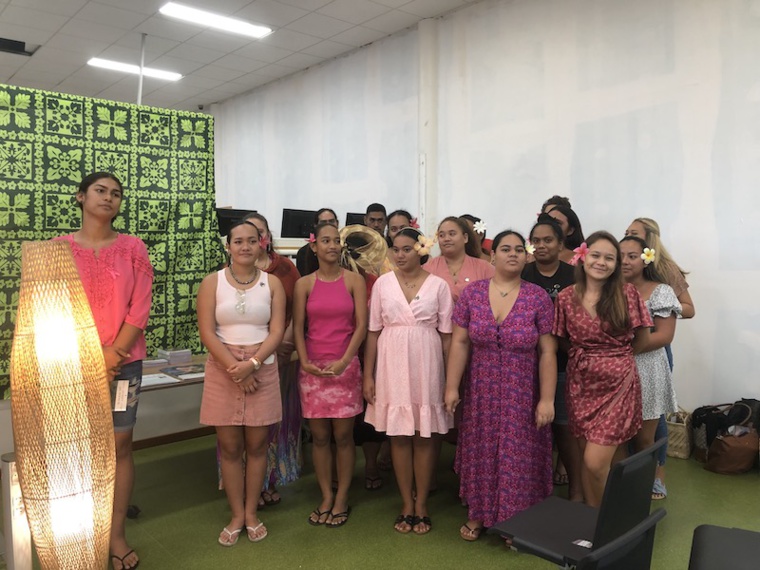 Une partie des élèves ayant participé au projet. Une partie des élèves ayant participé au projet.