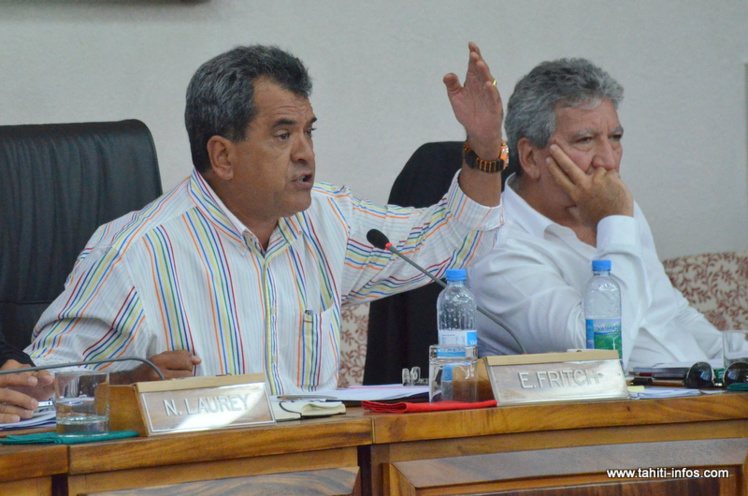 Edouard Fritch : "Pesez bien le sens et les conséquences de votre vote aujourd'hui" Edouard Fritch : "Pesez bien le sens et les conséquences de votre vote aujourd'hui"