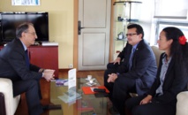 René Temeharo rencontre le président du Comité national olympique et sportif français René Temeharo rencontre le président du Comité national olympique et sportif français