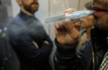 Cigarette électronique: la Norvège met en garde contre le danger du vapotage passif Cigarette électronique: la Norvège met en garde contre le danger du vapotage passif