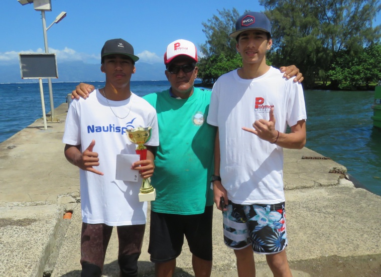 Pêche sportive dans le garde-manger de Afareaitu Pêche sportive dans le garde-manger de Afareaitu