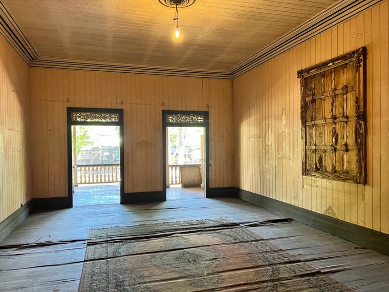 L’hôtel de la Reine, le projet de Jean-Pierre Fourcade L’hôtel de la Reine, le projet de Jean-Pierre Fourcade