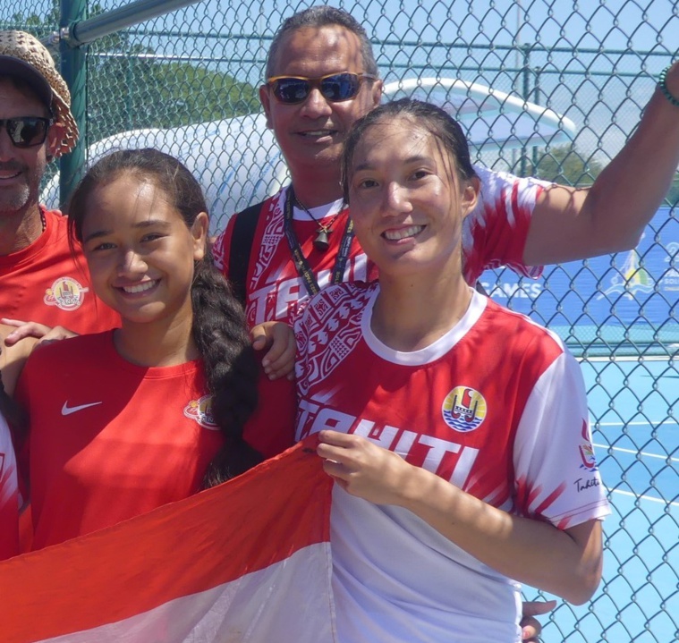 Déjà associées aux Jeux du Pacifique au sein de la sélection féminine, Tavero Chung (à gauche) et Jennifer Lee ont poursuivi leur collaboration avec succès aux Championnats de Polynésie par équipes.