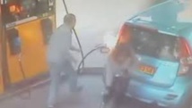 Israël: on lui refuse une cigarette, elle met le feu à la pompe à essence Israël: on lui refuse une cigarette, elle met le feu à la pompe à essence