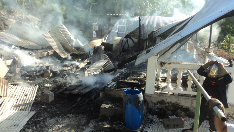 Incendie : Maison, travail, une famille de Maupiti a tout perdu