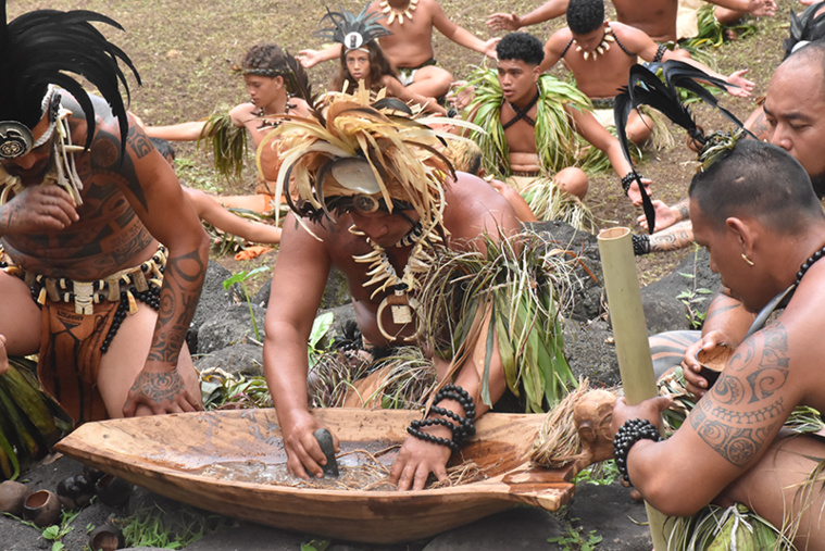 Le paepae de Hatiheu en feu au Matavaa Le paepae de Hatiheu en feu au Matavaa