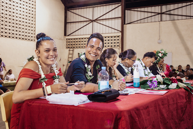 Élégance et émotions à l’élection de Miss et Mister Collège 2023 à Taha’a