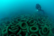 Récifs artificiels: opération pilote de retrait de pneumatiques en Méditerranée