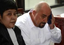 Indonésie: l'examen du recours d'un Français condamné à mort reporté, retardant son exécution