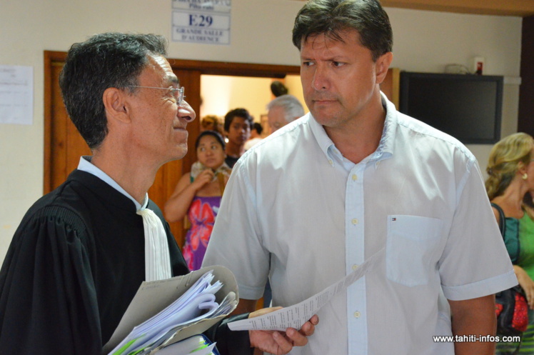 Antonio Pérez et son avocat, Me Etilagé, ce mardi au Palais de justice de Papeete Antonio Pérez et son avocat, Me Etilagé, ce mardi au Palais de justice de Papeete