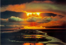 Création d'une commission pour informer le public sur l'impact des essais nucléaires Création d'une commission pour informer le public sur l'impact des essais nucléaires