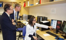 Cancer : le Tep Scan présenté à Patrick Howell à l’Institut Gustave Roussy Cancer : le Tep Scan présenté à Patrick Howell à l’Institut Gustave Roussy