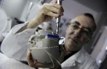 Coeur Carmat : le 3è patient "va très bien" (Pr Carpentier) Coeur Carmat : le 3è patient "va très bien" (Pr Carpentier)