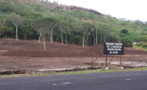 Les travaux de terrassement pour le futur collège de Bora Bora avaient été effectués en août 2014. Mais l'ouverture de cet établissement scolaire à Nunue pouvant accueillir 1200 élèves est repoussée au moins à janvier 2017