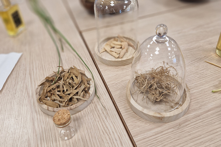 Des lycéens de Bora Bora explorent l’univers du parfum Des lycéens de Bora Bora explorent l’univers du parfum