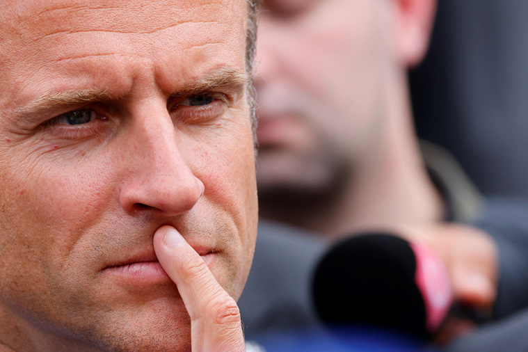 Ludovic MARIN / POOL / AFP