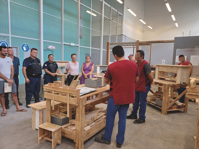 Détenus cherchent emploi Détenus cherchent emploi