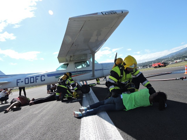 Les secours mobilisés après le crash d'un Boeing 777 (exercice)
