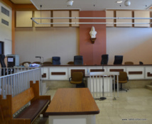 Il commande de l'ice sur un réseau social pour en revendre