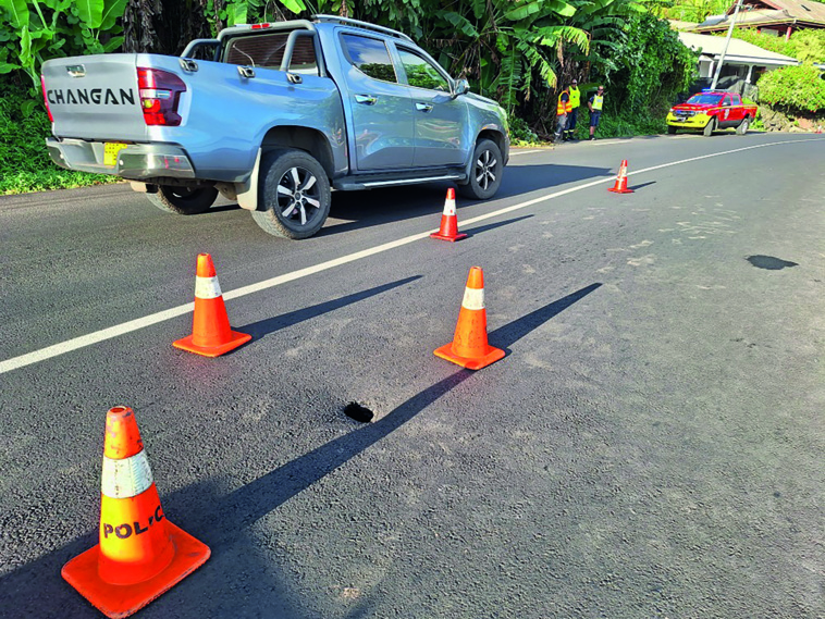 Risque d’effondrement de la route à Toahotu