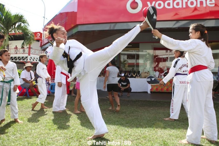 Anne Caroline Graffe vient de passer deux semaines de détente à Tahiti Anne Caroline Graffe vient de passer deux semaines de détente à Tahiti