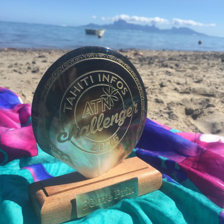 Anne Caroline avait posté cette photo pour remercier ses fans. Anne Caroline avait posté cette photo pour remercier ses fans.