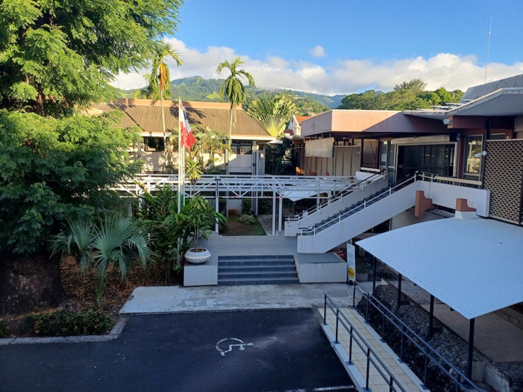 Neuf mois ferme pour l'un des agresseurs des touristes australiens Neuf mois ferme pour l'un des agresseurs des touristes australiens