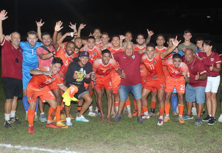 Pirae a décroché le titre de champion de Ligue 1, mercredi soir à Pater, en s’imposant (3-0) face à Central. Ses joueurs vont pouvoir préparer sereinement la Ligue des Champions d’Océanie qui aura lieu à Tahiti du 11 au 21 mai.