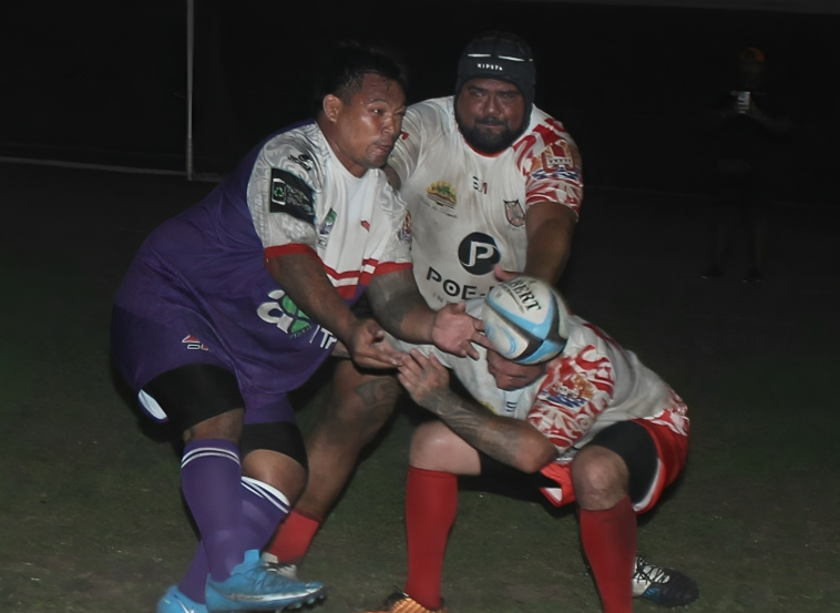 Taputua Teinauri et Paea Manu Ura sont toujours invaincus mais ils ont dû composer avec une solide équipe de Papeete samedi soir à Fautaua.