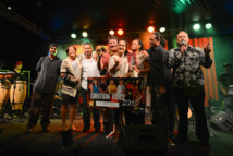 Kurahei Bennett : "J'ai hâte de retrouver le public polynésien !" Kurahei Bennett : "J'ai hâte de retrouver le public polynésien !"