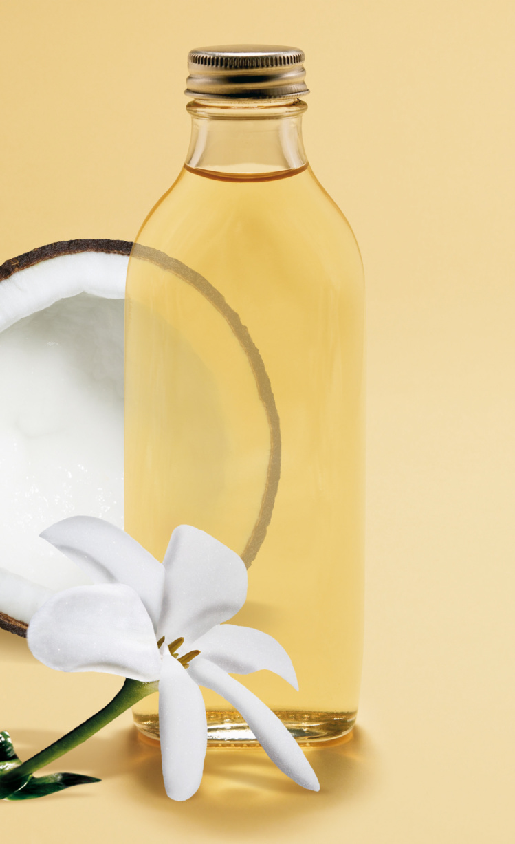 Présent dans plus de 300 produits cosmétiques, le monoï est devenu un argument marketing de poids pour les marques.