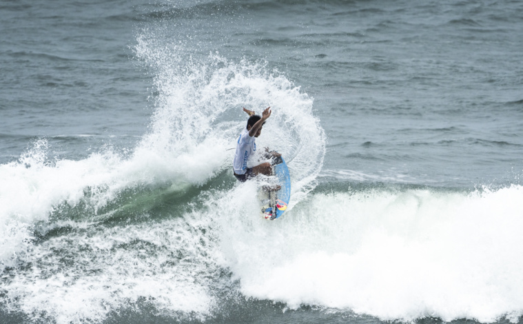 Surf : Les Tahitiens dos au mur au Salvador