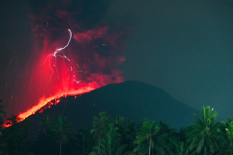 Crédit Handout / Geological Agency of Indonesia / AFP Crédit Handout / Geological Agency of Indonesia / AFP